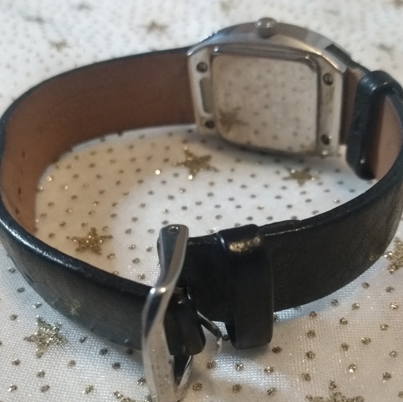 F2 Fossil Watch w/ Black Leather Band - Picture 2 of 6